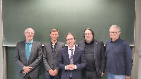 Zum Artikel "Promotion Phillip Raffeck"